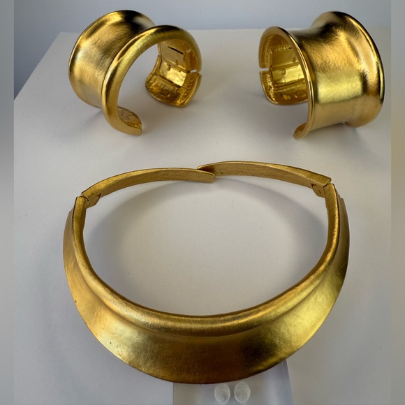 Les Bernard vintage set necklace and cuffs - Picture 1 of 14